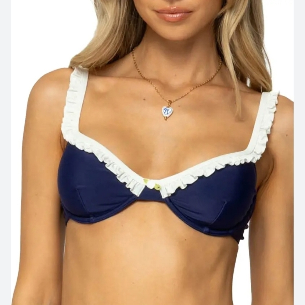 Edikted Kellie Navy Bikini Set Size Medium - Picture 2 of 13